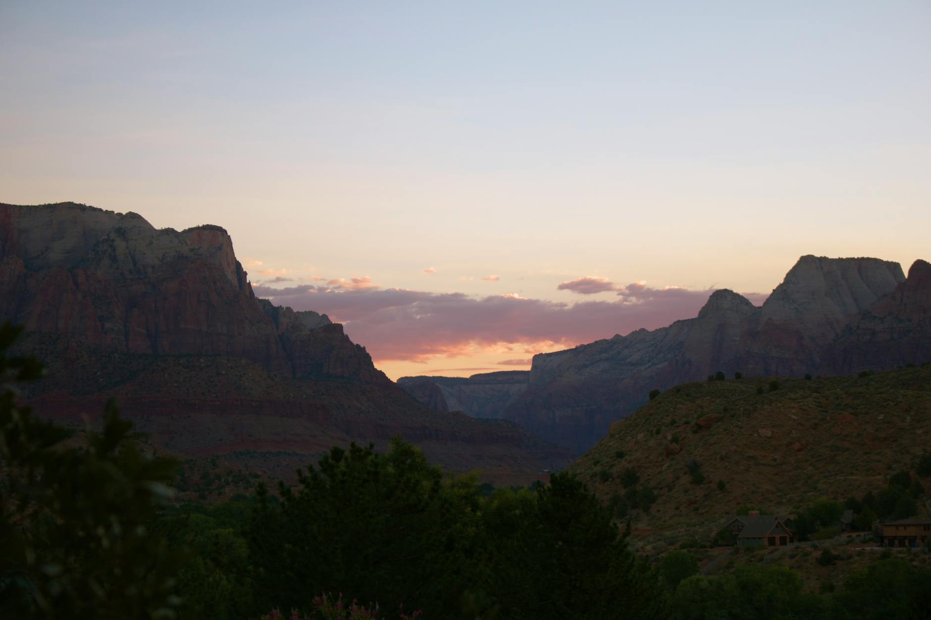 Romantic Getaway Near Zion National Park: Ideas for Couples - Zion's Tiny Getaway